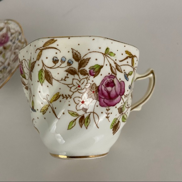 ❌SOLD❌Vintage Rosina Bone China Tea Cup & Saucer Floral Rose Dragonfly England - Picture 4 of 13